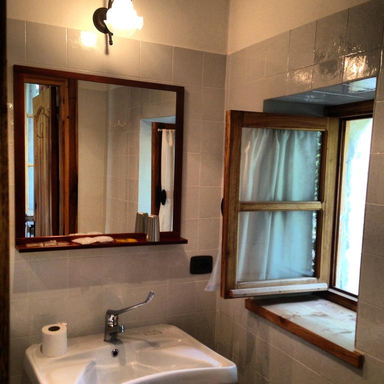 Villa Le 5 Frecce Cavour Habitación foto